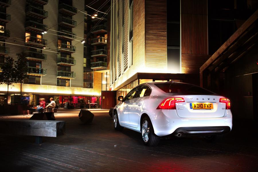  Volvo S60 2010 года  (фото 219 из 226)
